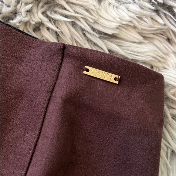 Ivanka Trump Pencil Skirt - Picture 2 of 4